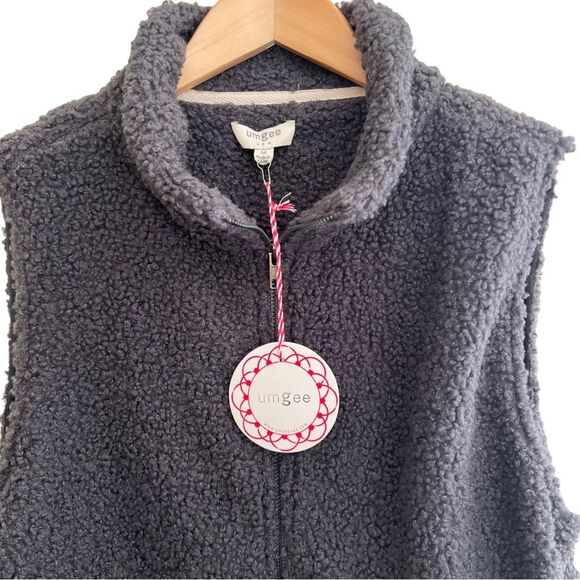 NWT UMGEE Teddy Vest Full Zip Jacket Fleece Gray Womens Medium Lined , Pockets! - Picture 5 of 11